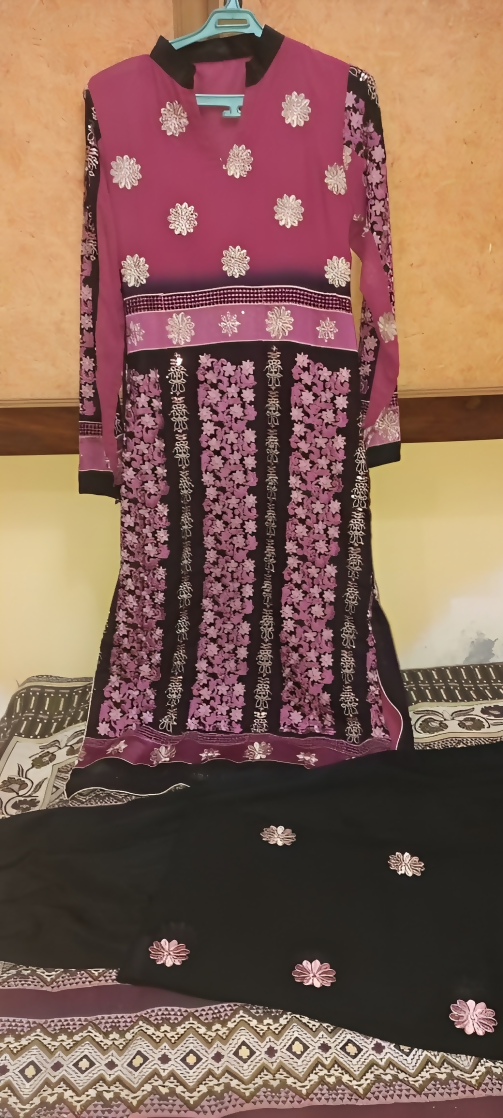 Fully Embroided Suit | Women Locally Made Formals | X Small | Worn Once