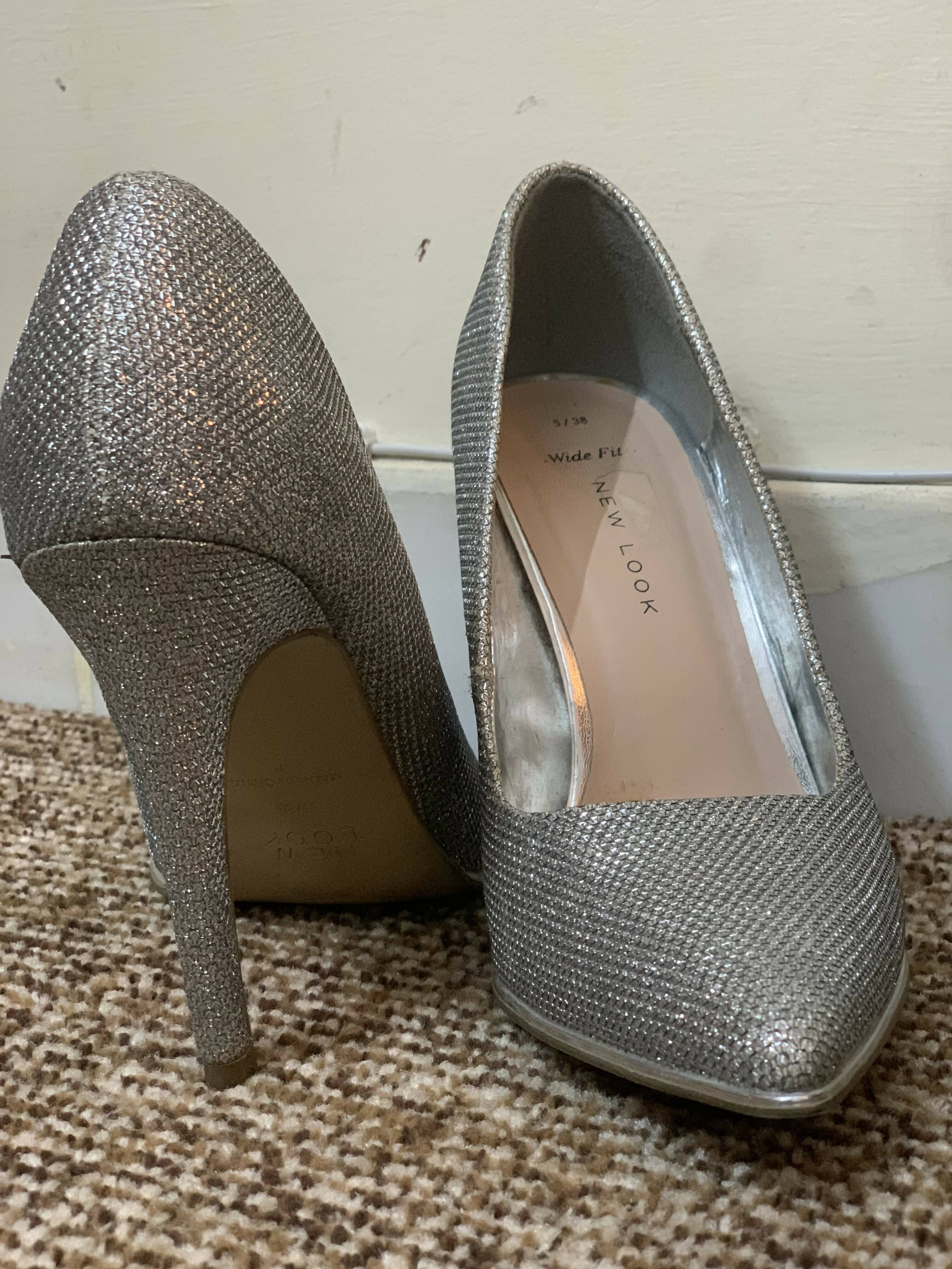 Silver grey best sale ladies shoes