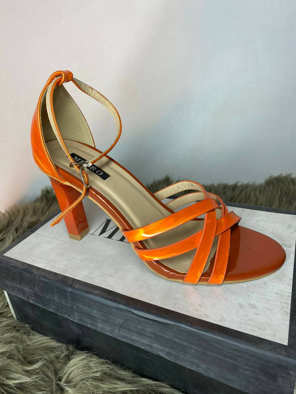 Metro | Women Shoes | Heels | Size: 39 | New
