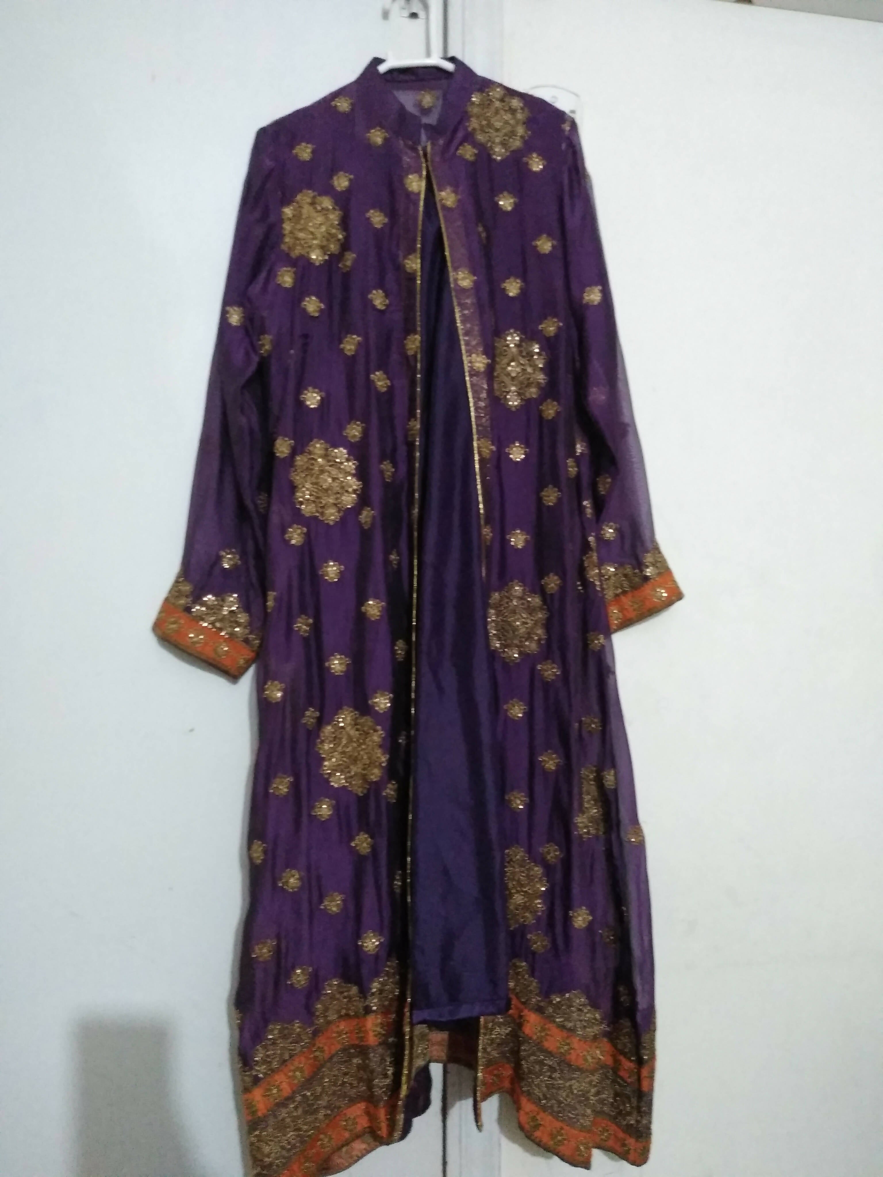 Silk Embroidered 3 Pc Suit | Women Formals |Size: M |Worn Once