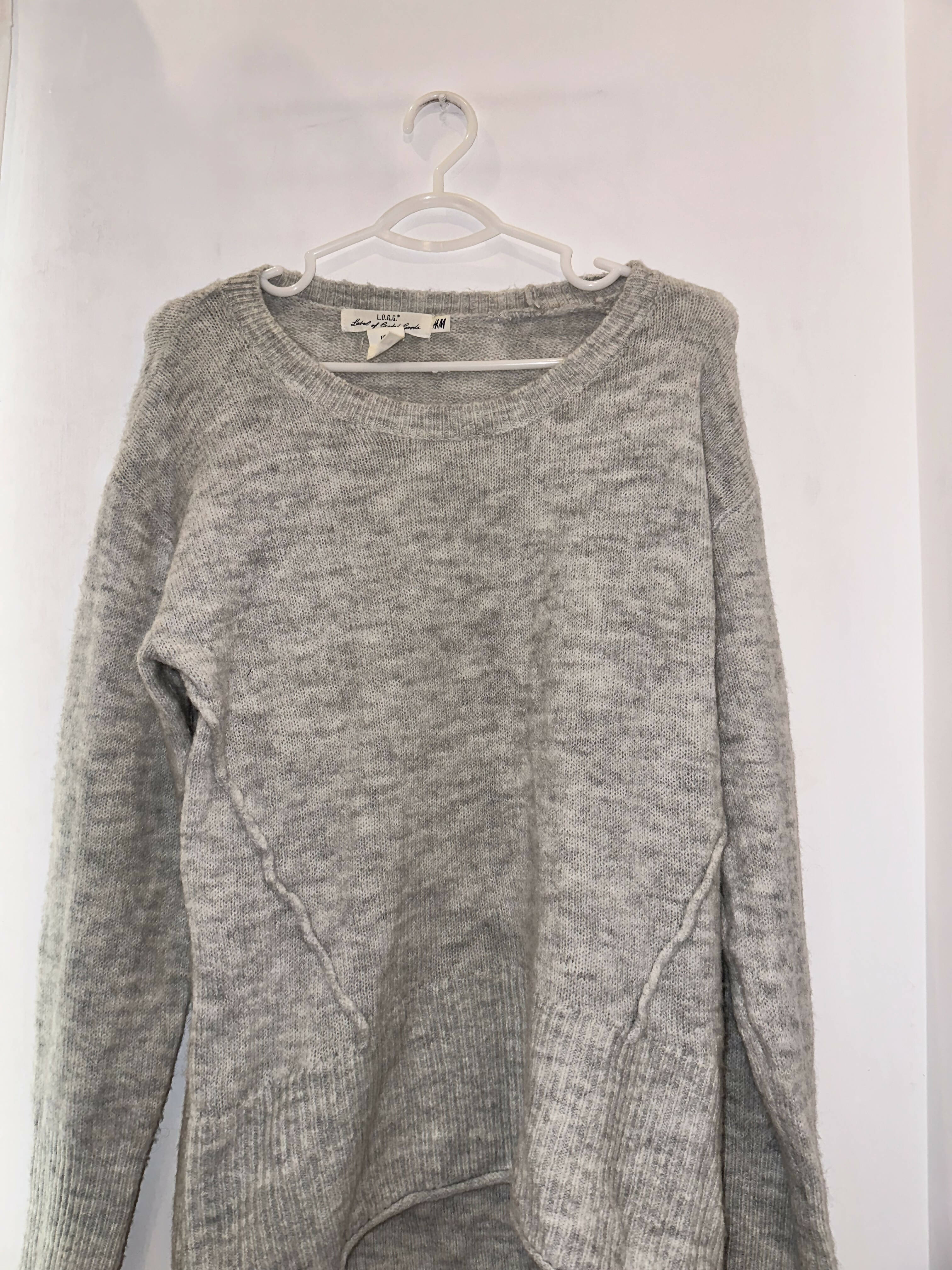 H & M | Grey Sweater | Women Sweaters | Medium | Preloved