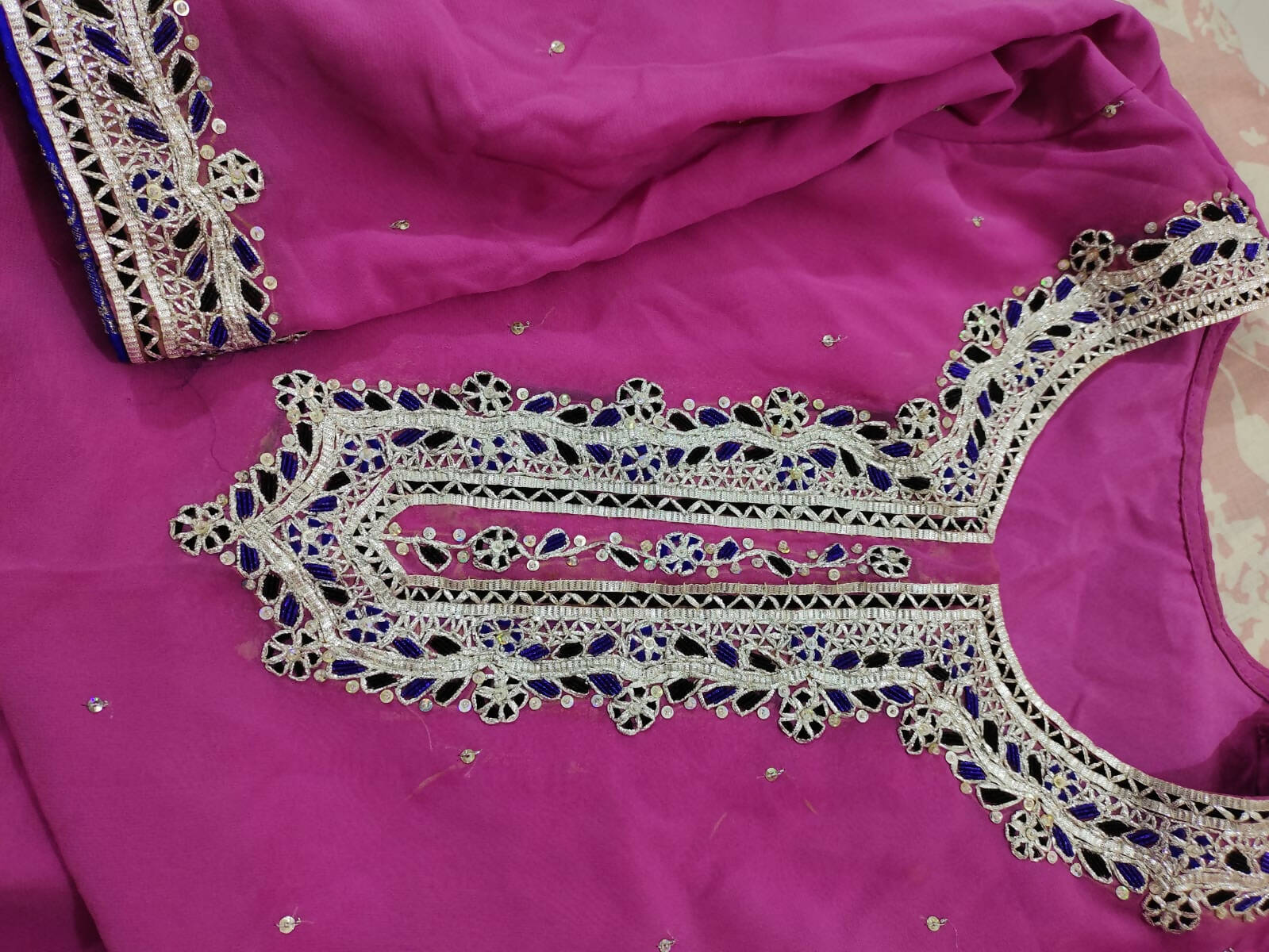 Pretty Gharara Shirt with Dupatta | Ghararas, Shararas & Lehangas | Women Locally Made Formals | Medium | Preloved