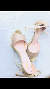 High Gold heels | Women Shoes | Size 40 | Worn Once