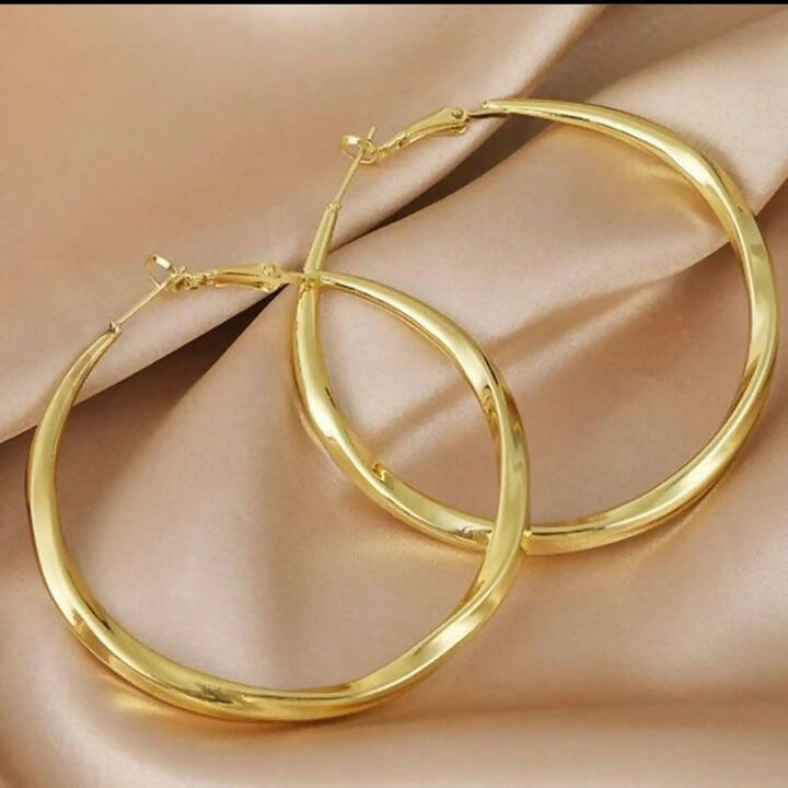 SHEIN | Simple twisted hoop earrings | Women Jewelry | Brand New