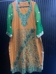 Shalwar Kameez with Tilla Moti and Naghh work (Size: XL) | Women Formals | Preloved