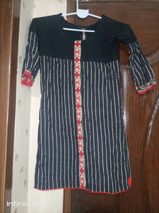 Khaddar kurta for Girls (Size: S ) | Women Kurta | Worn Once