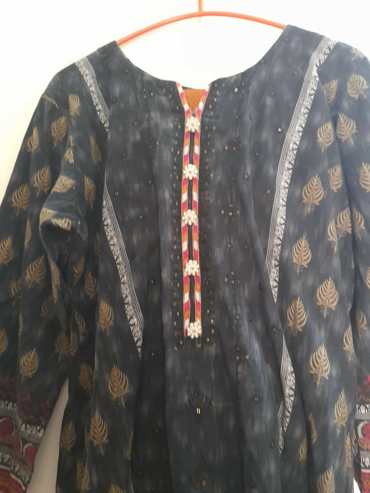 Black Kurta | Women Locally Made Kurta | Large Preloved