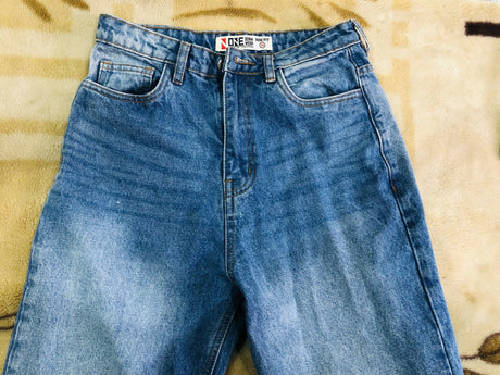 11818E85-ED24-40FE-AE5D-1CA1C83040AE