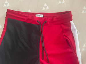 Pull and Bear | Red Pant Unisex (Medium) | Men Jeans & Bottoms | Preloved