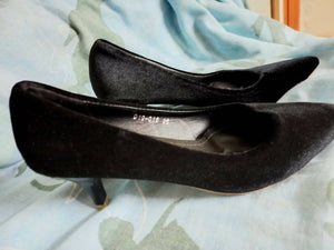 Metro | Black Heels | Women Shoes | Worn Once