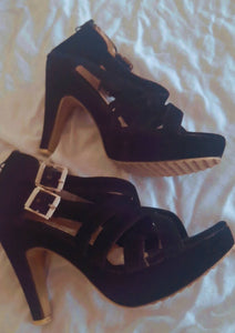 Women's black heels | Women Shoes | Preloved