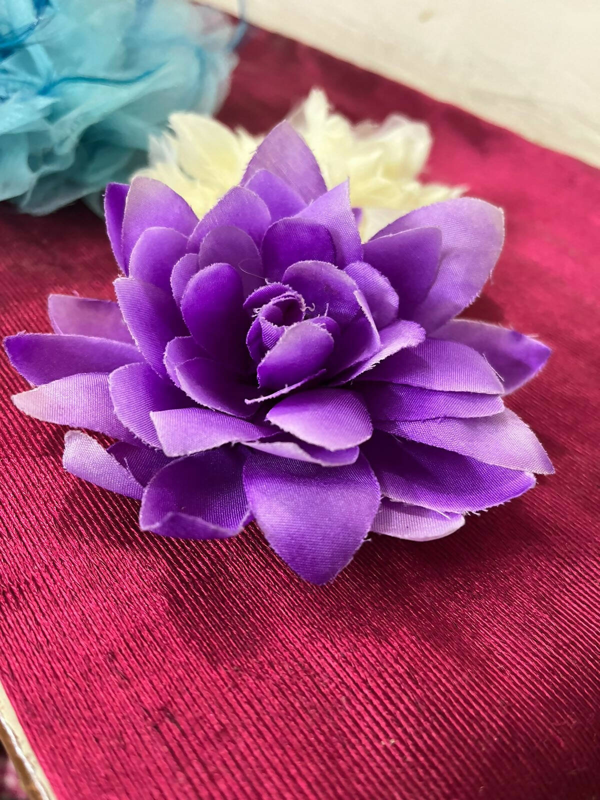 Fancy Flowers Hair Clips | Kids | Girls Hairbands & Hair Accessories | Worn Once