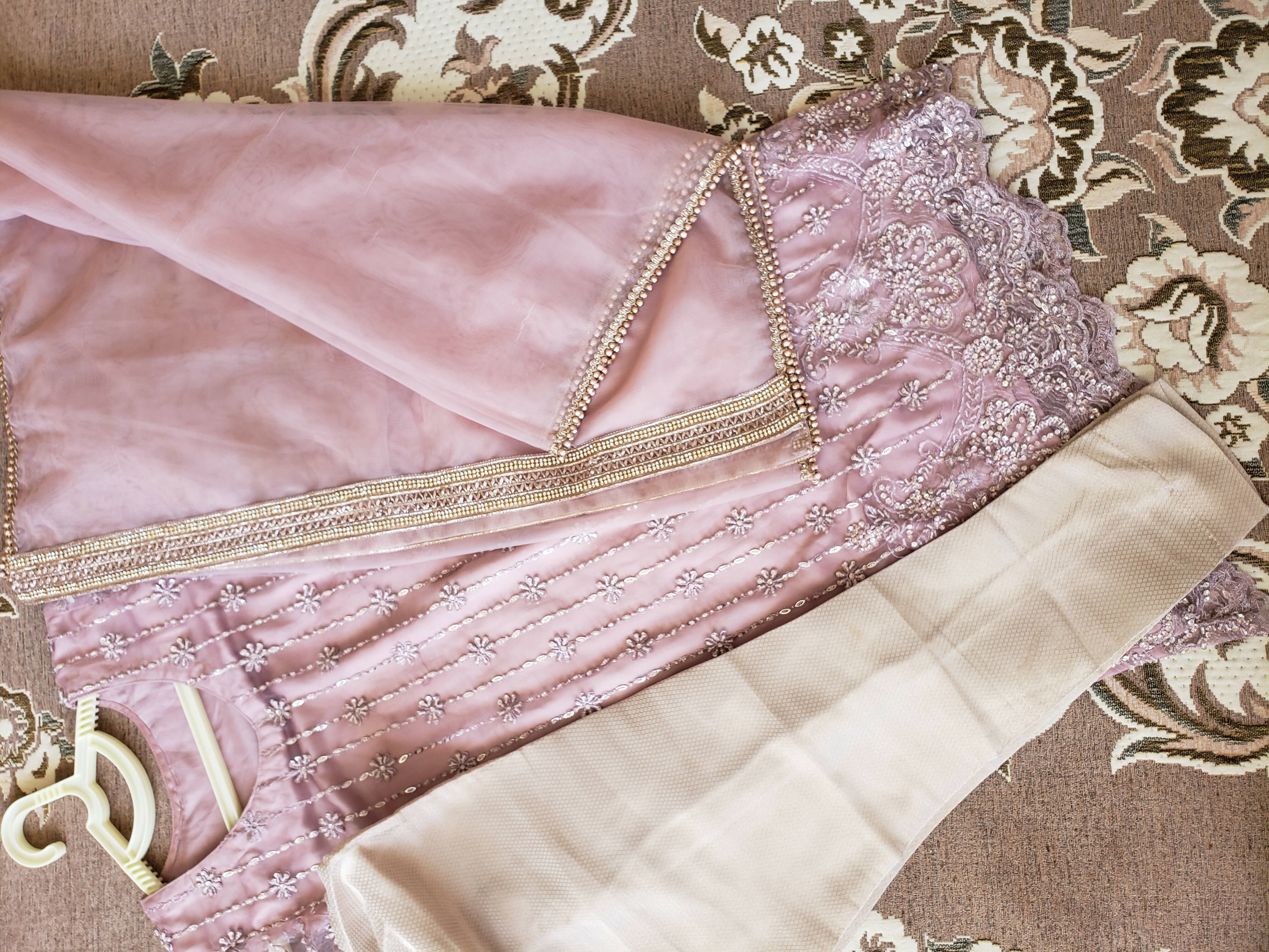 Fancy Embroidered Suit | Women Locally Made Formals | Small | Preloved