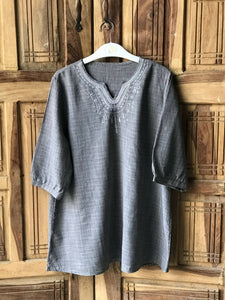 Grey Embroidered Top | Women Tops & Shirts | Medium | Preloved