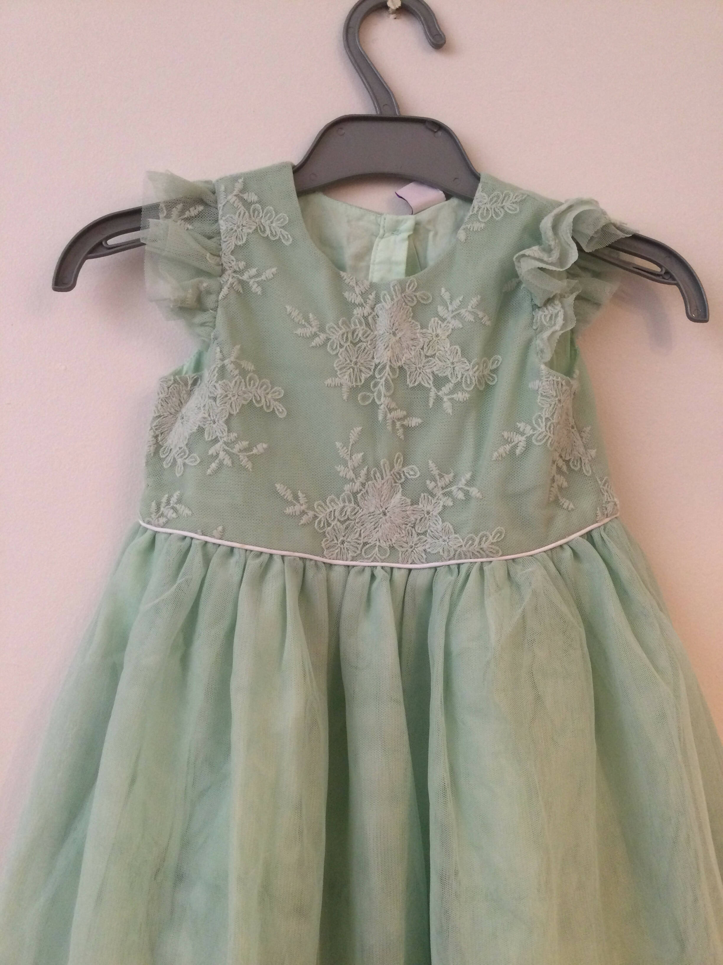 Green Net frock (1.5 to 2 years) | Girls Skirts & Dresses | Preloved