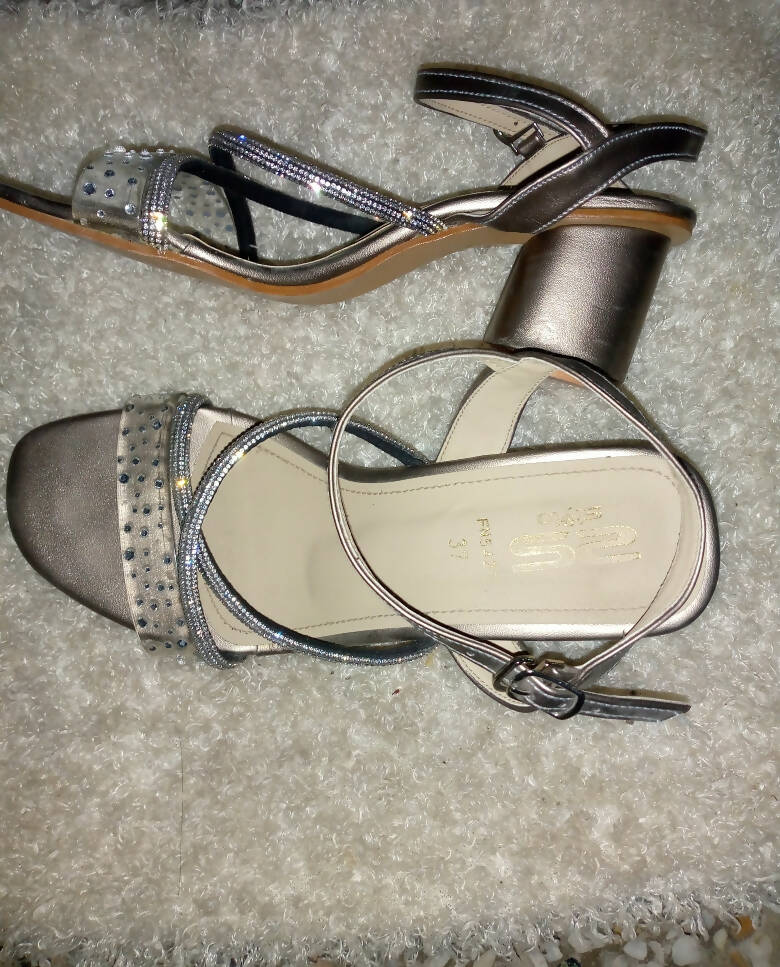 STYLO SHOES | SILVER HEELS | FOR WOMEN | SIZE 37 | WORN ONCE