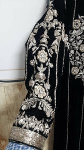 Beautiful 3 Pc Gown Suit | Women Formals | Medium | Preloved