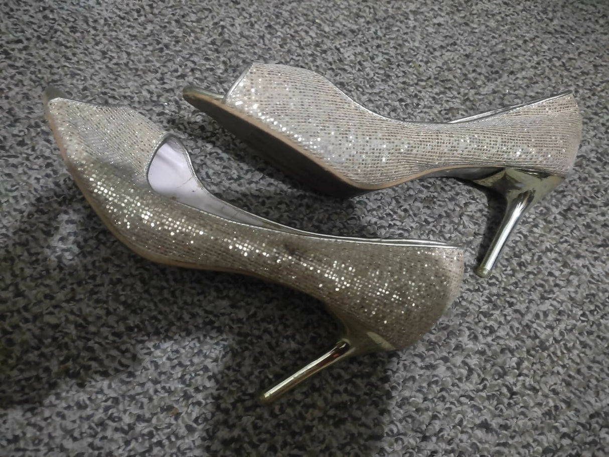 Fancy Shiny Heels | Women Shoes | Size: 39 | Preloved