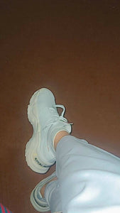 White Sneaker Shoes | Women Shoes | Size:40 | Preloved