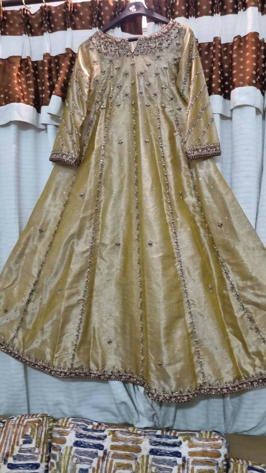 رسمی لمبی میکسی ڈریس (سائز: ایم ) | خواتین کے فراکس اور میکسس | پریلوڈ