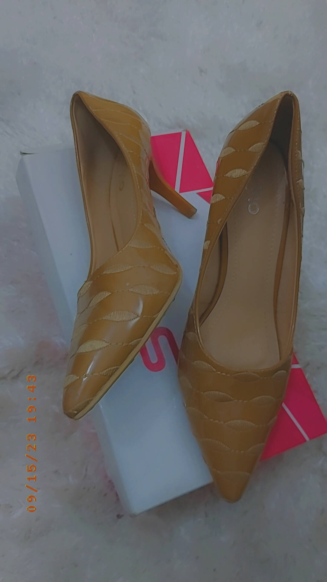 Heels | Golden Heels | Women Shoes | Size: 39 | New
