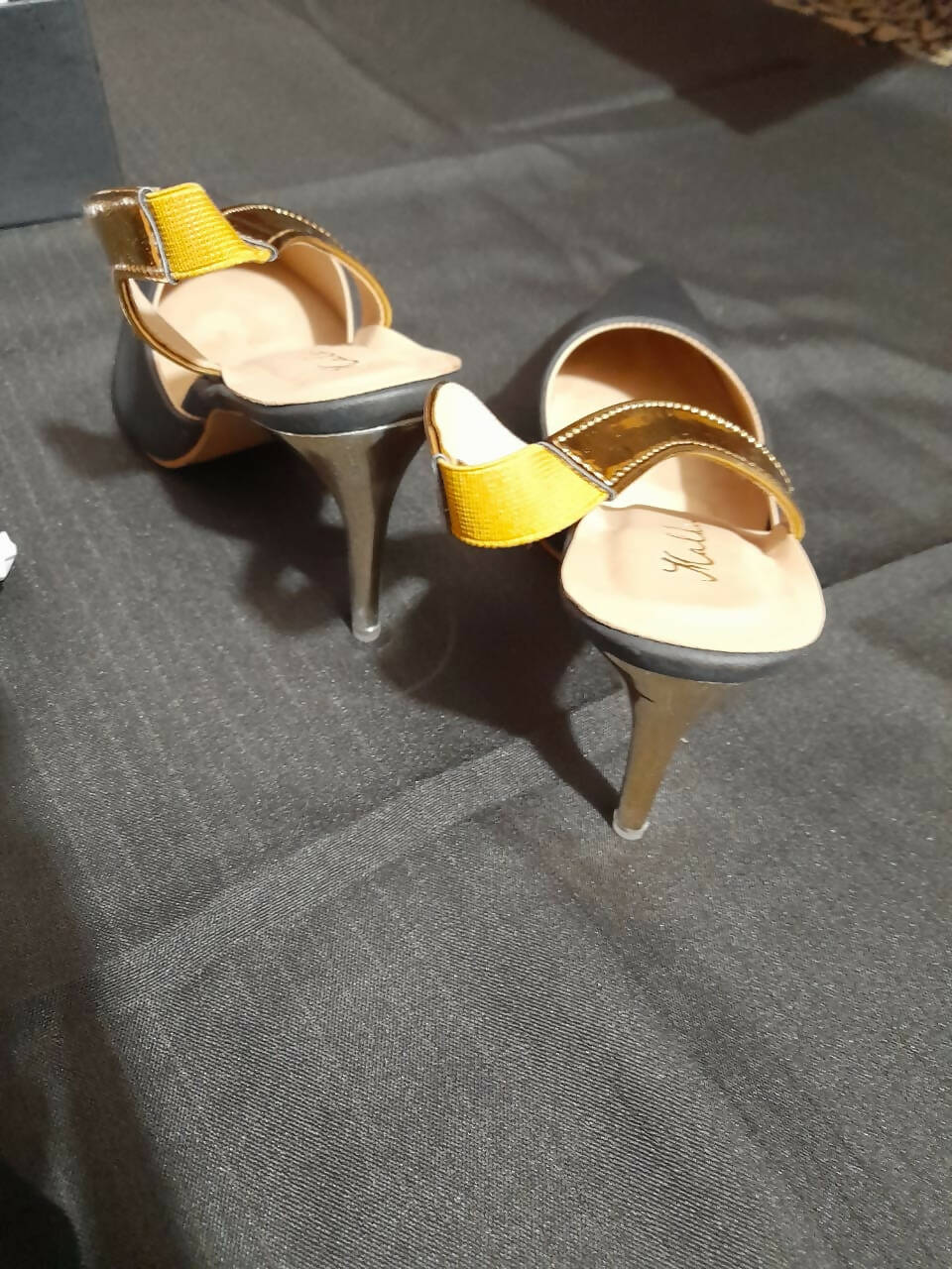 Beautiful Grey Heels | Women Shoes | Size: 41 | New