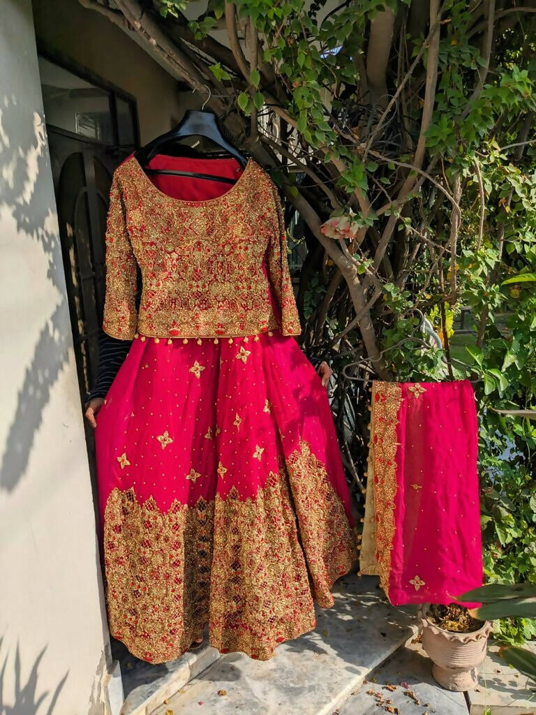 Beautiful Bridal Red Lehnga | Women Bridals | Small | Worn Once