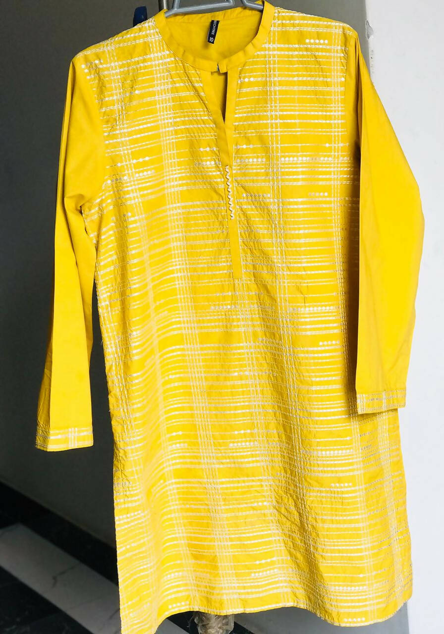 Beechtree | Embroided yellow kurta | Women Branded Kurtas | Worn Once