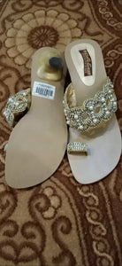 Walkeaze | Sandals With Pearls | Women Shoes | Size: 9 | New