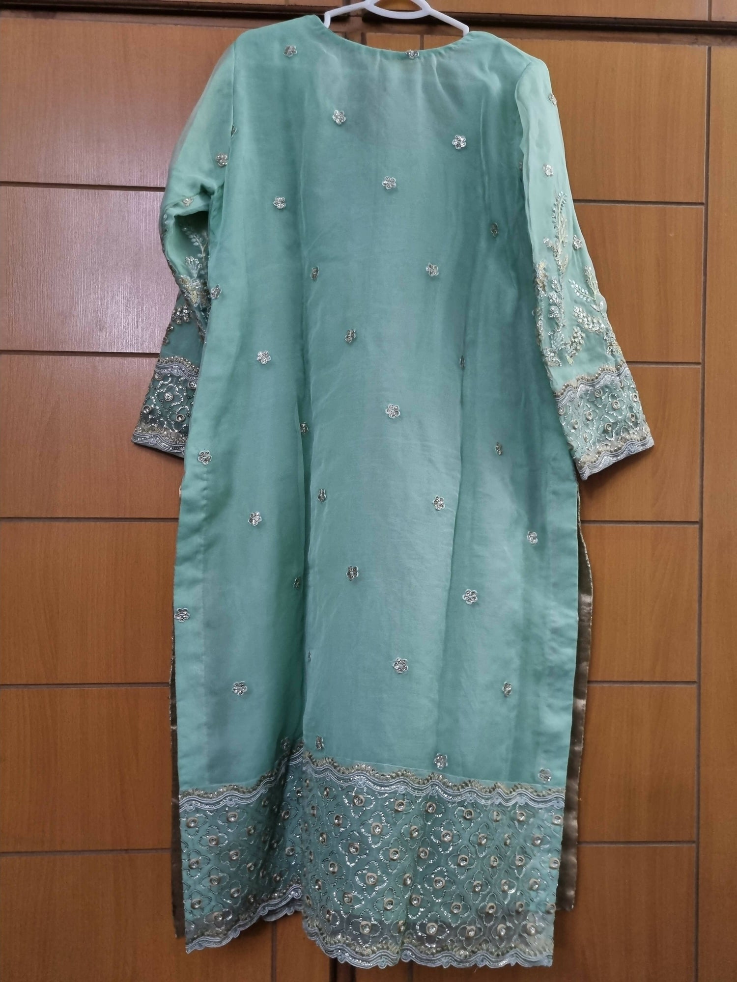 Cross stitch | Women Branded Formals | Large | Preloved