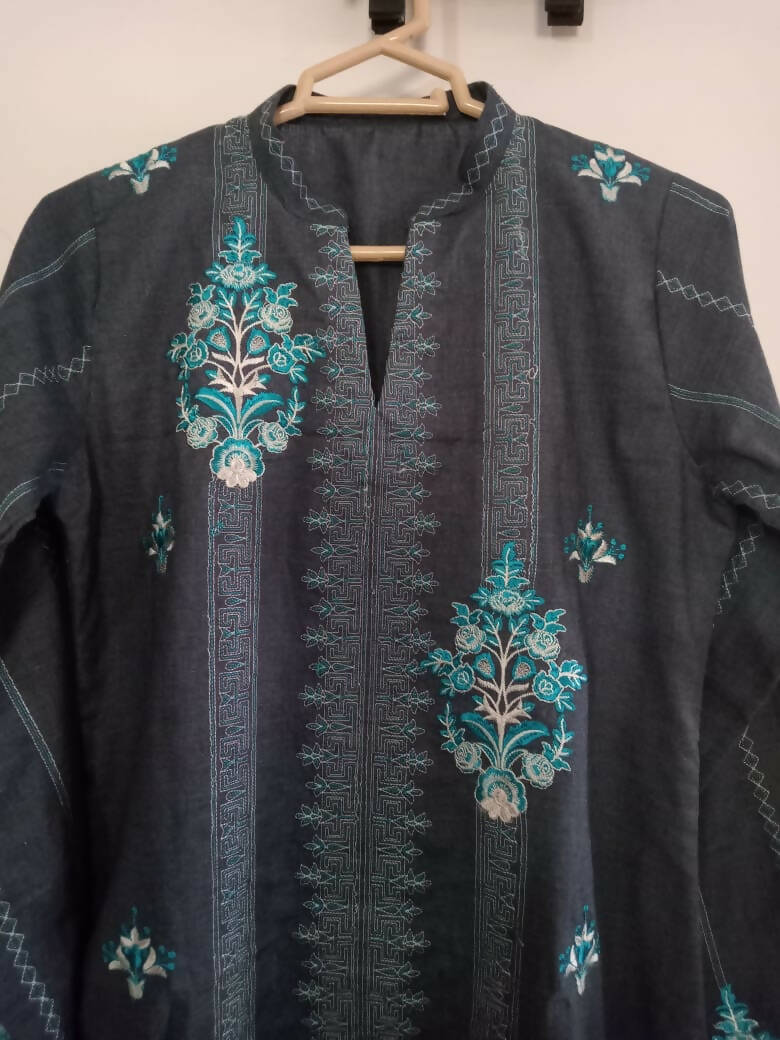 Khaddar embroidered Kurta | Women Locally Made Kurta | Small |New