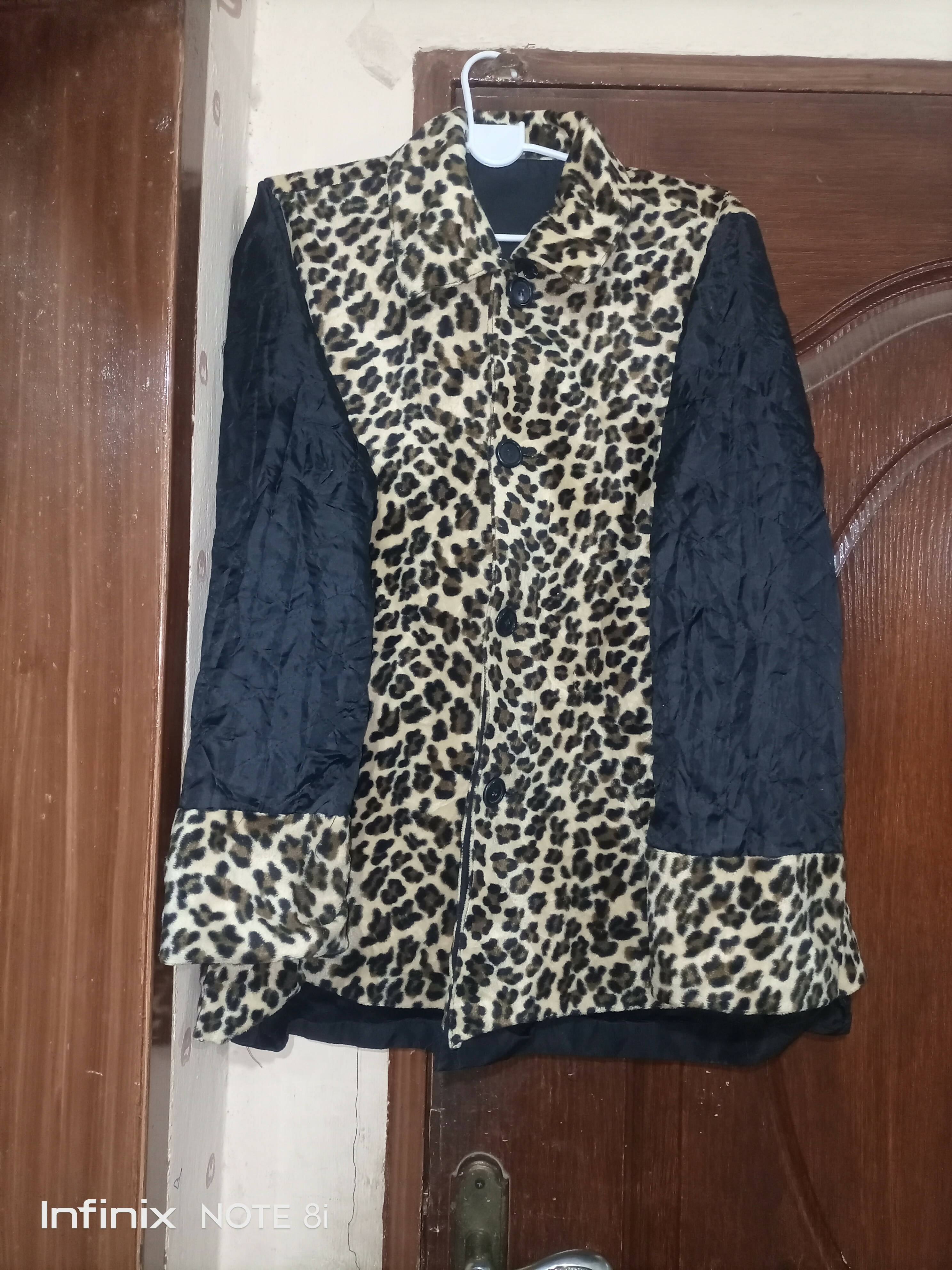 Winter coat (Size: L ) | Women Sweater & Jackets | Worn Once