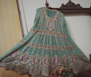 Wedding Wear | Beautiful Dress (Size: M ) | Women Frocks & Maxis | Preloved