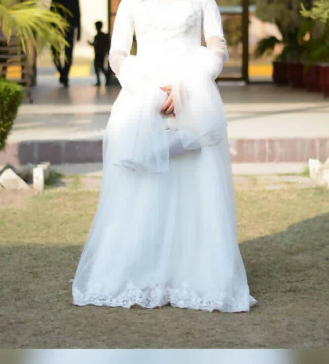 White Long Maxi | Women Frocks & Maxis | Medium | Worn Once