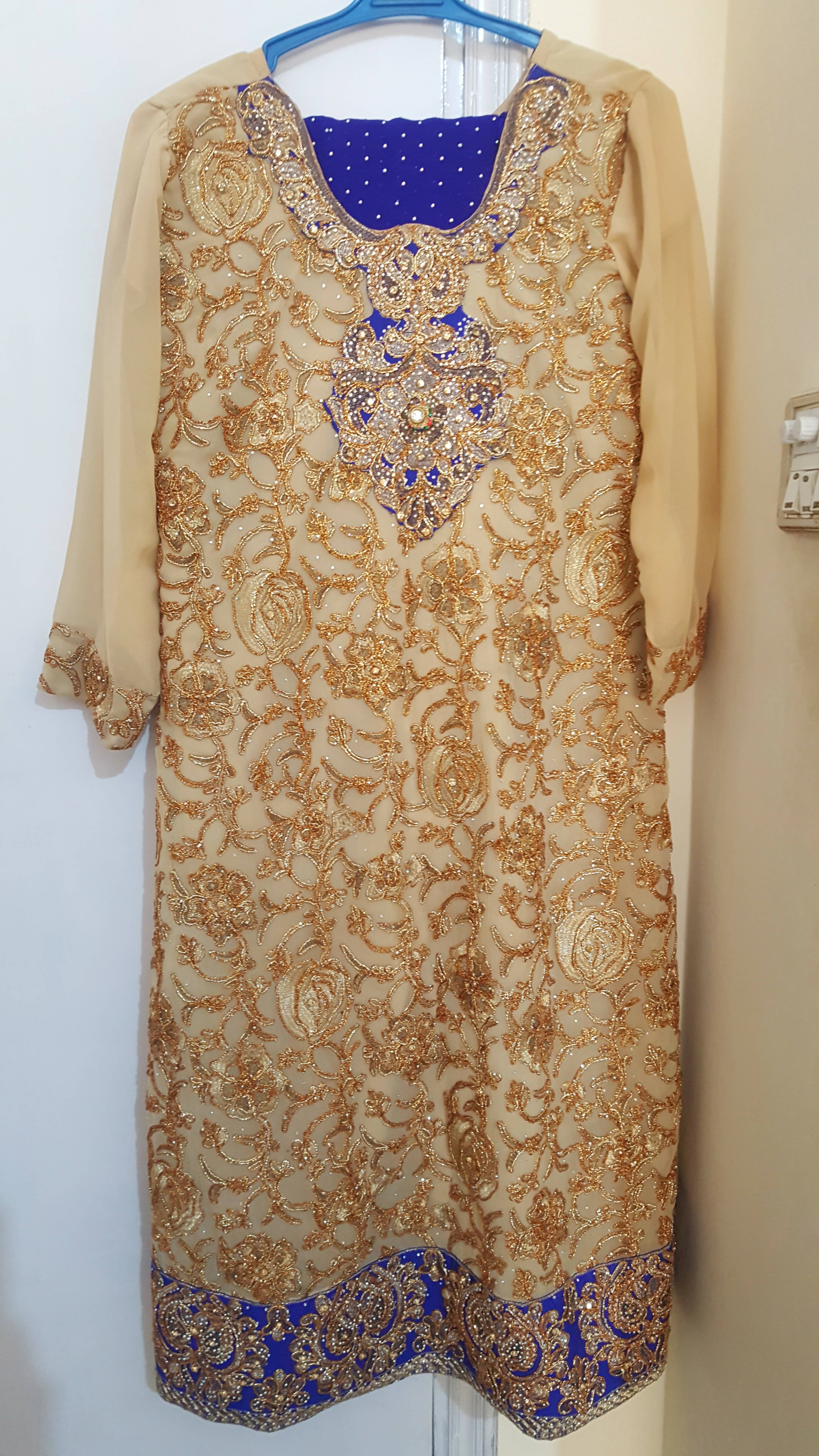 Bonanza Satrangi | Embroidery Formal Dress (Size: M) | Women Branded Formals | Preloved