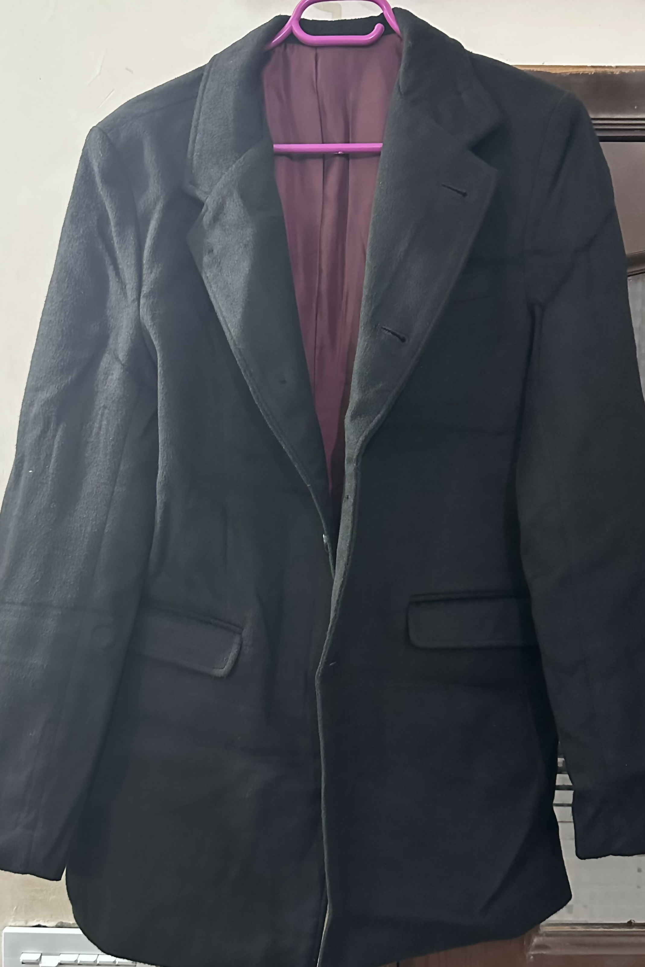 Black Men Coat | Men Jackets & Coats | Medium | Preloved