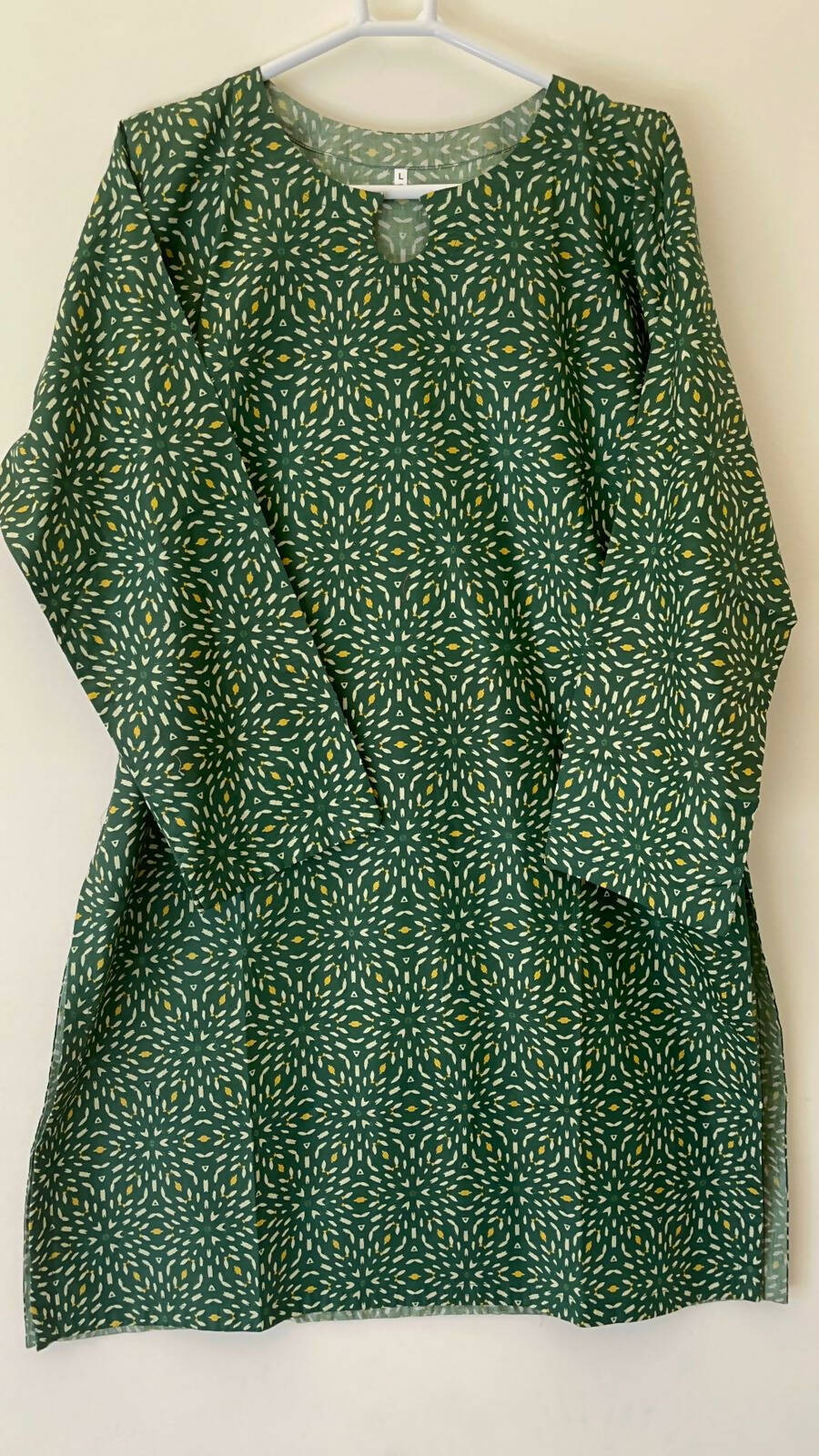 Green Printed Kurti ( SIZE: LARGE ) | Women Locally Made | Brand New