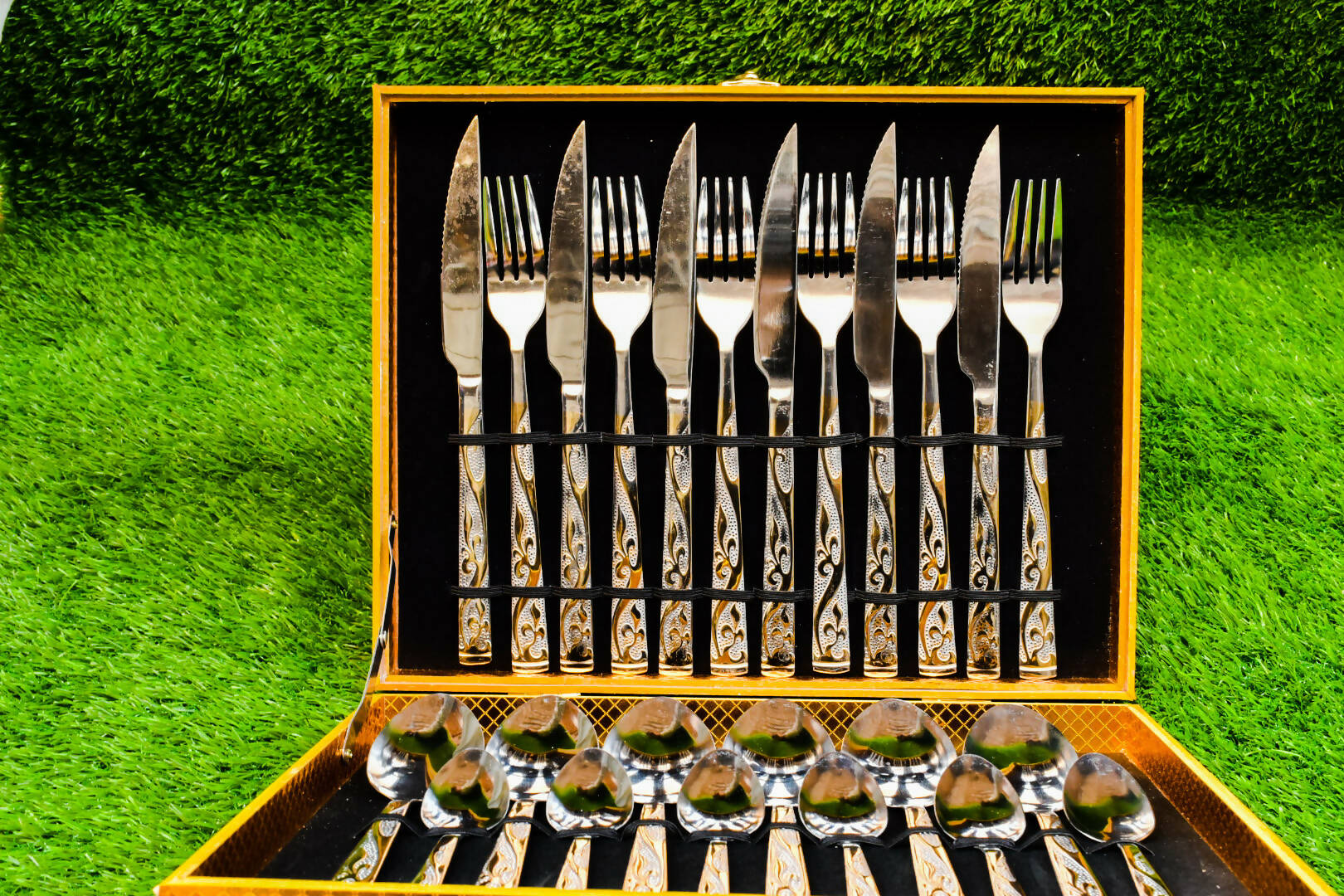 24 Piece Luxury spoon set | Home & Decor Kitchen | Brand New