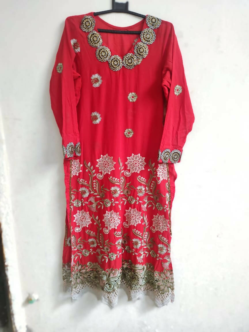 Ruby Red Heavy Embroided Kurta | Women Locally Made Kurta | Medium | Preloved