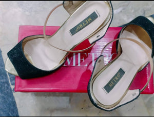 Metro | Black heels | Women Shoes | Preloved