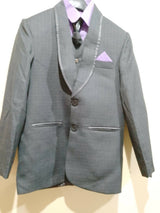 4 پیس لڑکوں کی پینٹ کوٹ شرٹ اور سلک ٹائی کے ساتھ واسکٹ (سائز: S ) | لڑکے نیچے اور پتلون | ٹاپس اور شرٹ | ایک بار پہنا۔