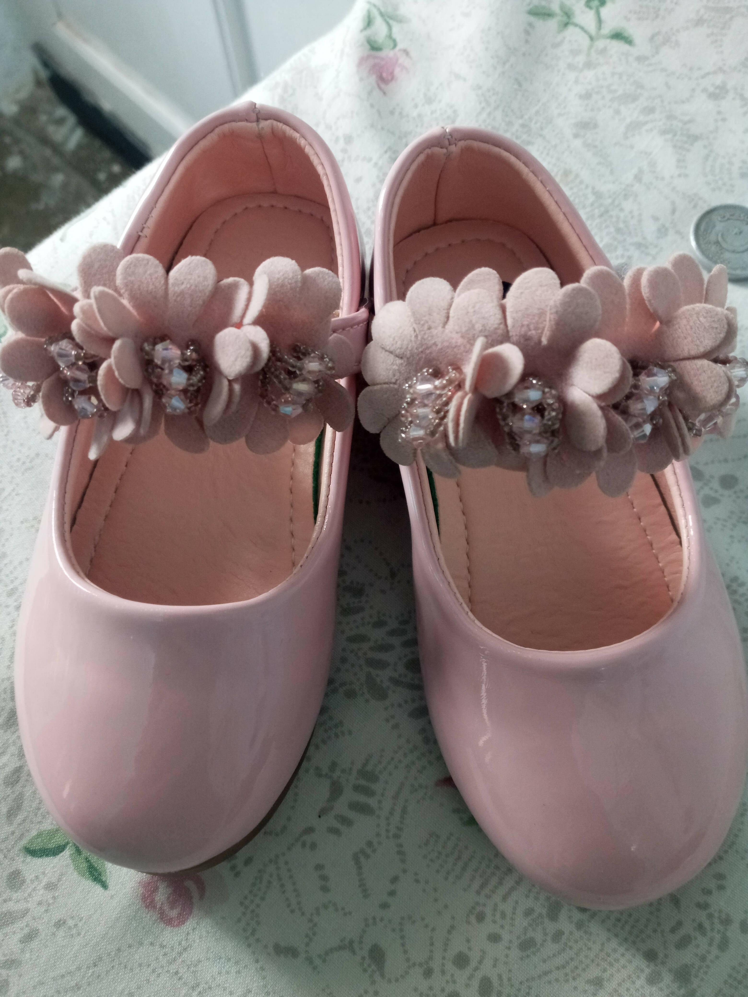 Baby girl shoes | Girl Shoes | Size:6 inches | Worn Once