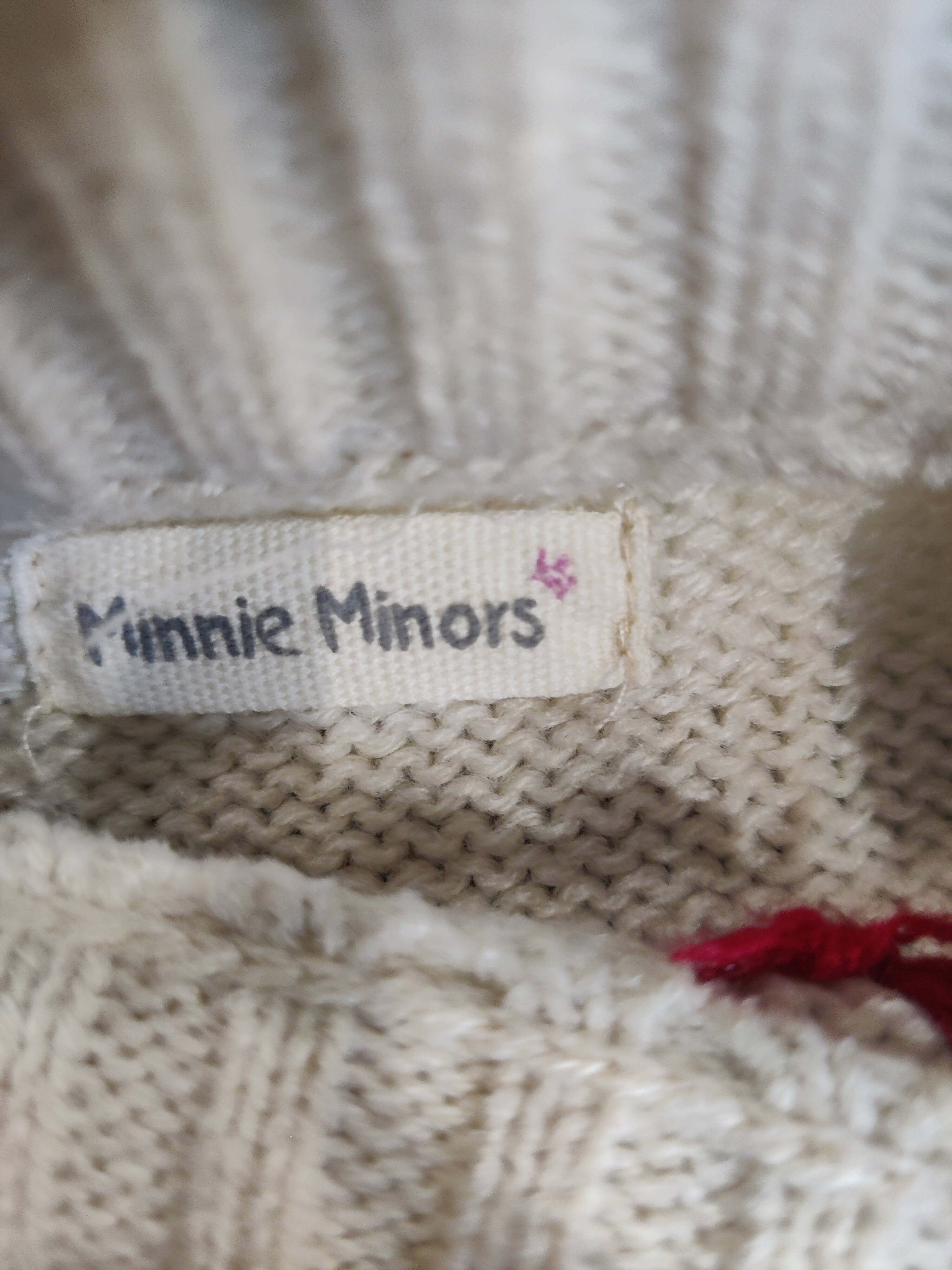 Minnie Minors | Kids Shawl | Kids Winter | Suitable for 4-5 years | Worn Once
