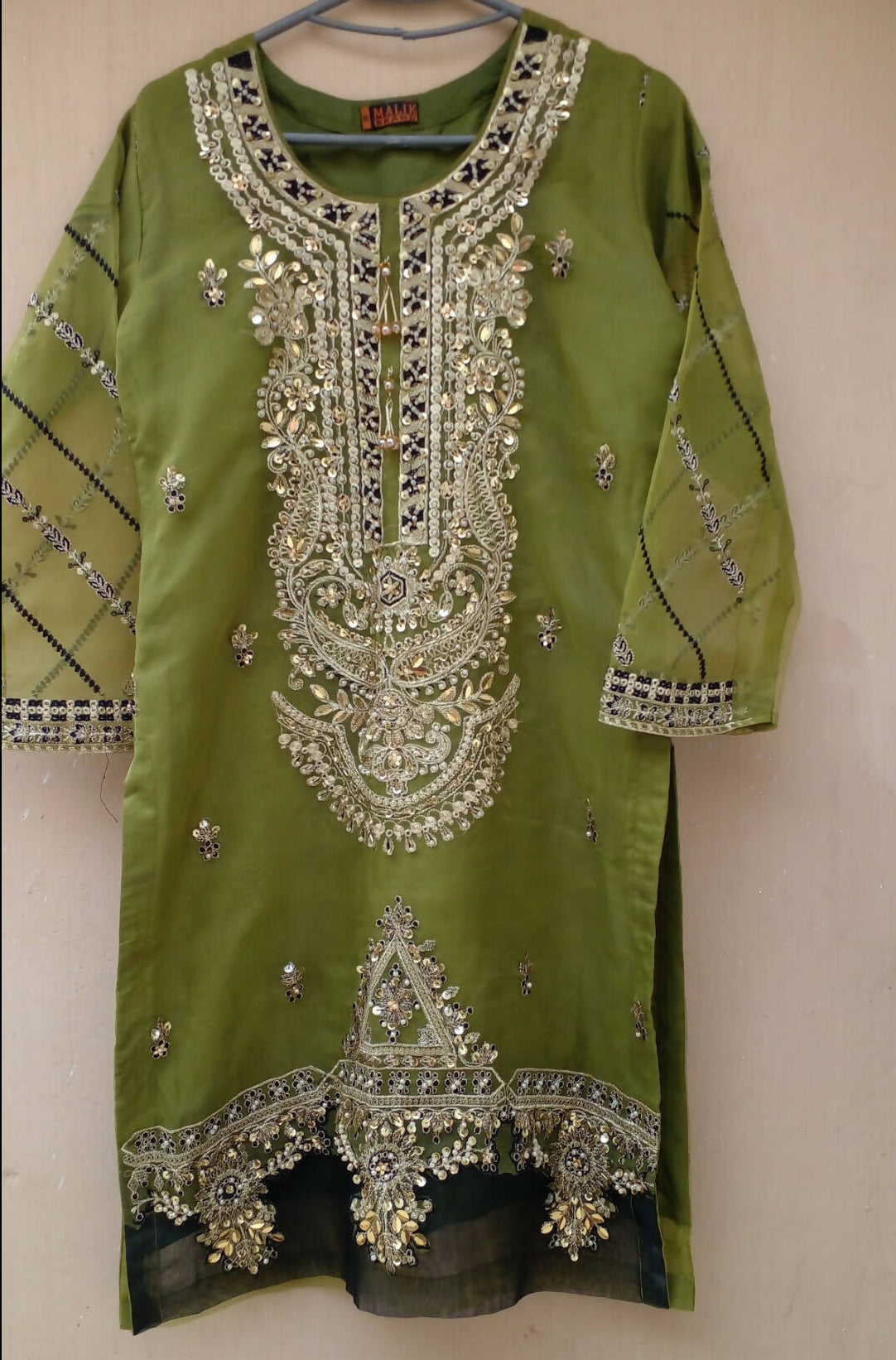 Agha Noor | Women Branded Formals | Medium | Worn Once