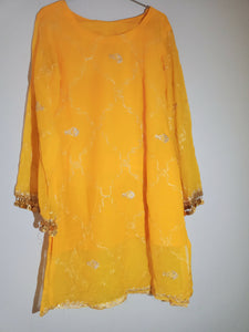 Yellow Mayoun Suit | Women Locally Made Formals| Medium | Preloved