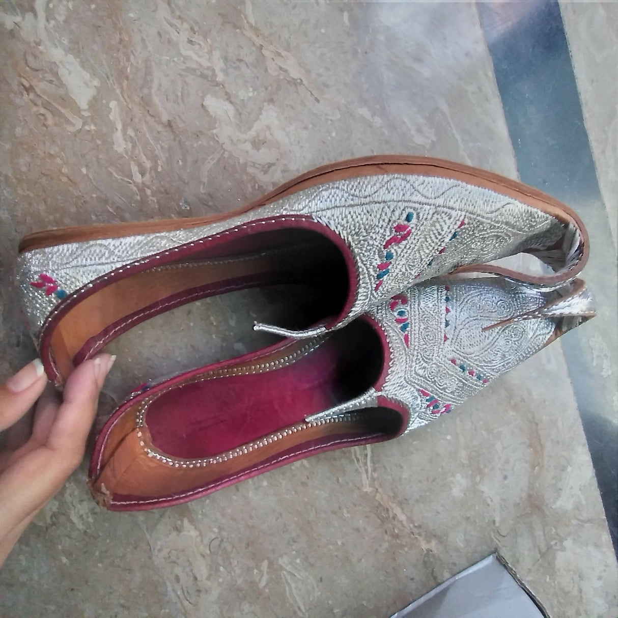 Unisex Silver khusa (Size: 38 ) | Women Shoes | Men Shoes | New