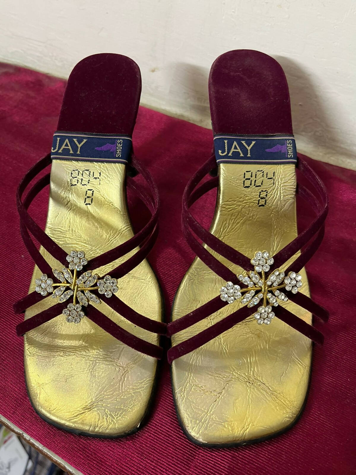 Jay Shoes | Maroon Velvet Heels | Women Shoes | Size: 8 | Preloved
