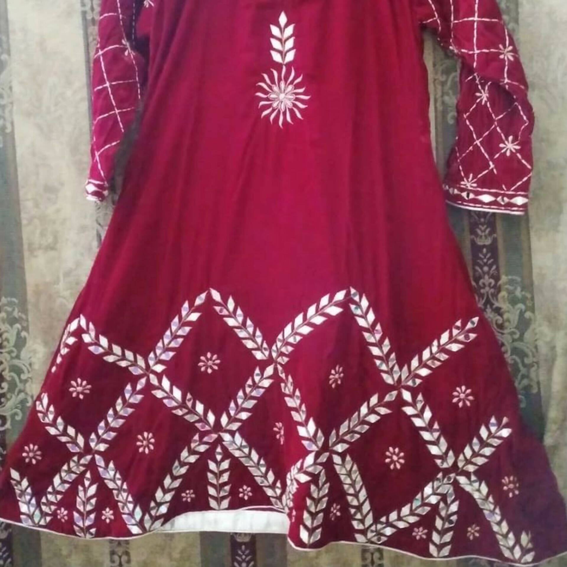 2 Piece Velvet Embroidery Suit (Size: S ) | Women Kurta | Worn Once