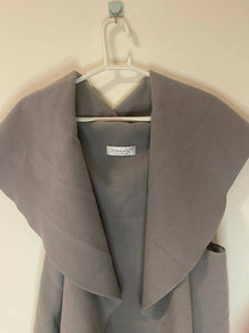 Furnatic | Grey Shrug | Women Tops & Shirts | Preloved