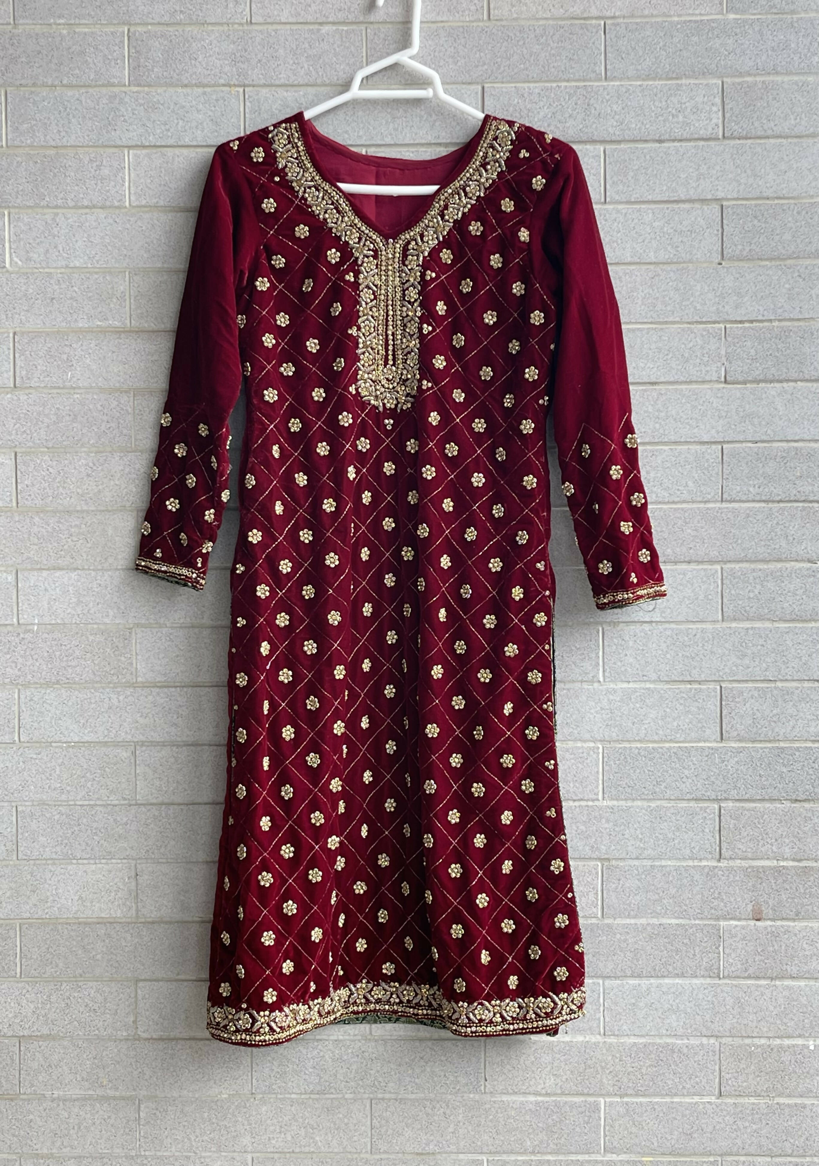 Maroon Color Velvet Shirt 3 Pc Suit (Size: S) | Women Kurta | Preloved